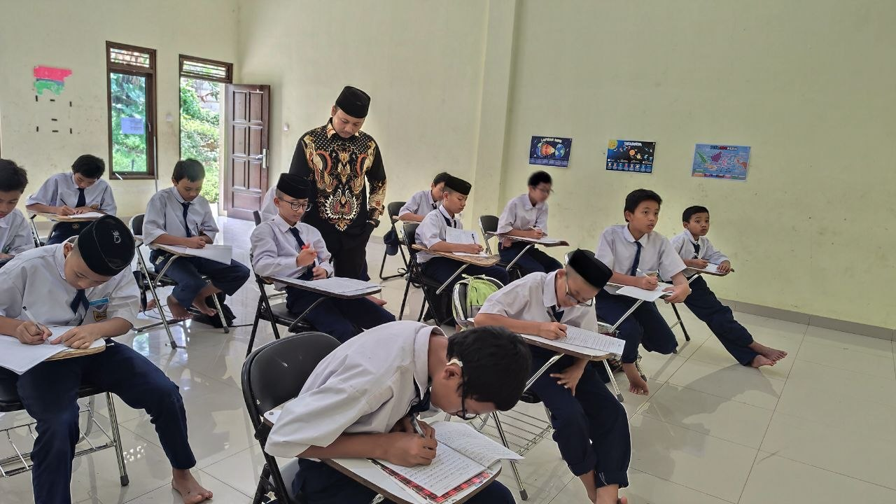 Dari Kepedulian Menjadi Harapan, Bersama Menguatkan Langkah Santri Yatim Penghafal Al-Qur’an