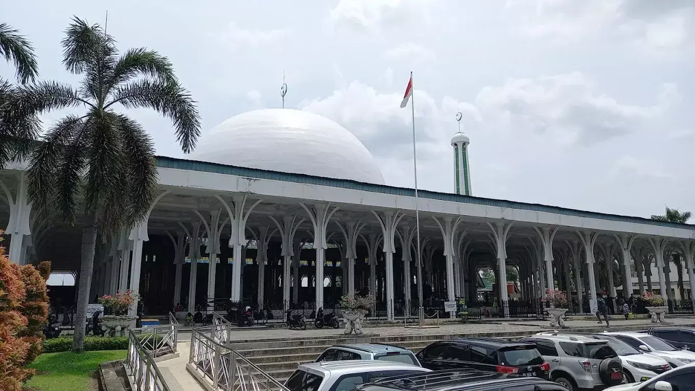 Belajar dari Masjid Agung Al-Falah, Berdirinya Masjid Megah di Kota Jambi Dari Hasil Wakaf